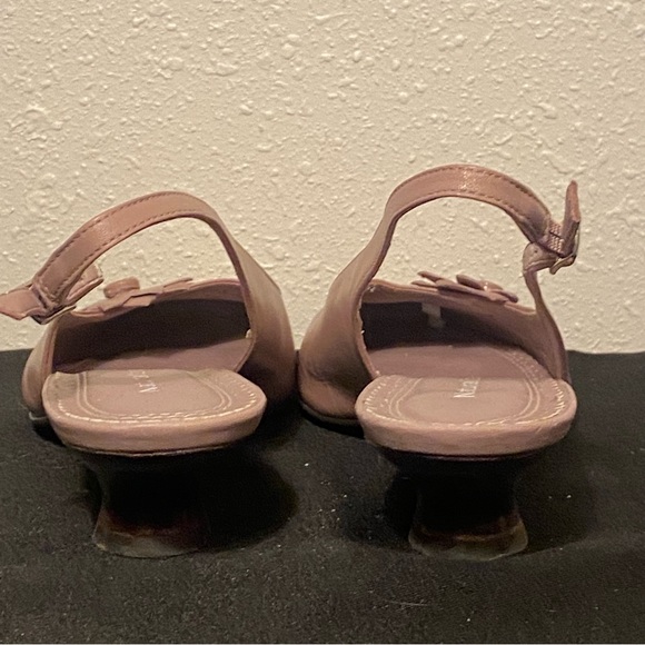 Naturalizer Mauve Flower Kitten Heel Slingbacks 6 - Picture 5 of 7